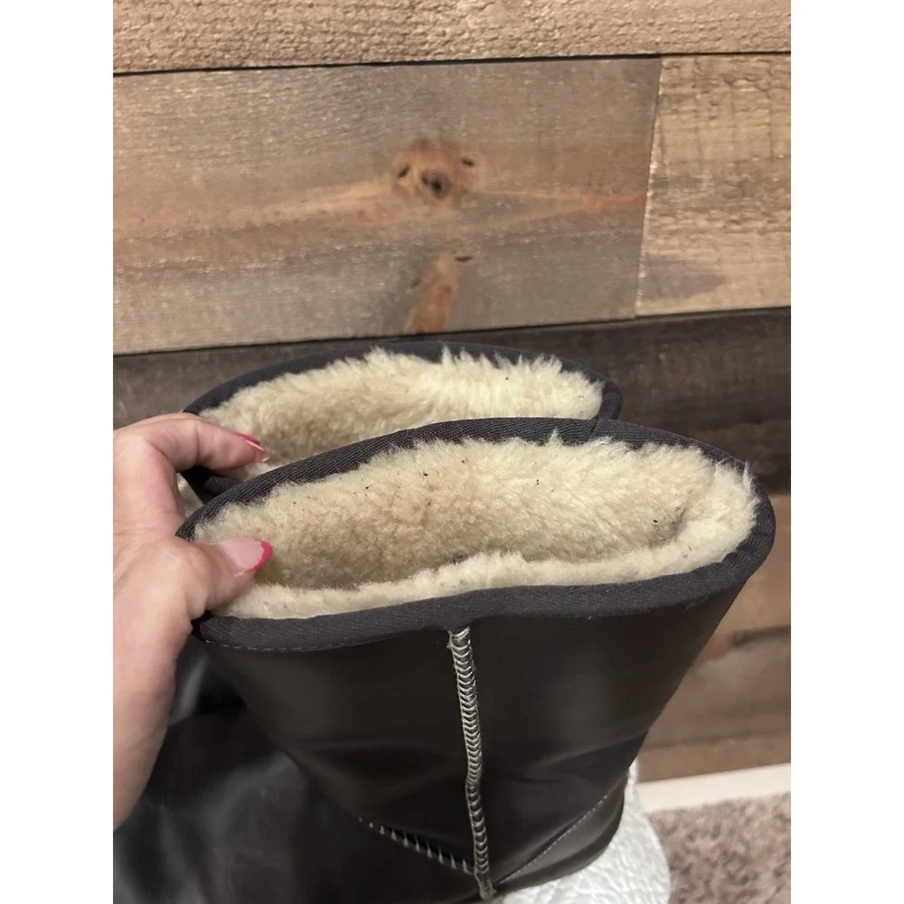 UGG Classic Short Leather Boot Womens Size 9 Black Sherpa Lined 1005372 - Picture 6 of 11